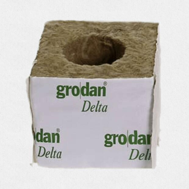 Grodan Steinwollblock gr. Loch 7,5X7,5X6,5cm 384 stk. Karton