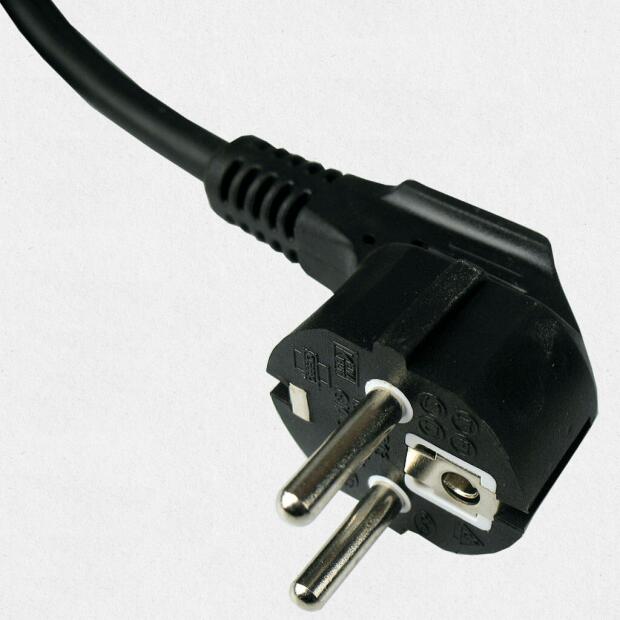 Netzstecker 1,5 m 3x1,5mm²